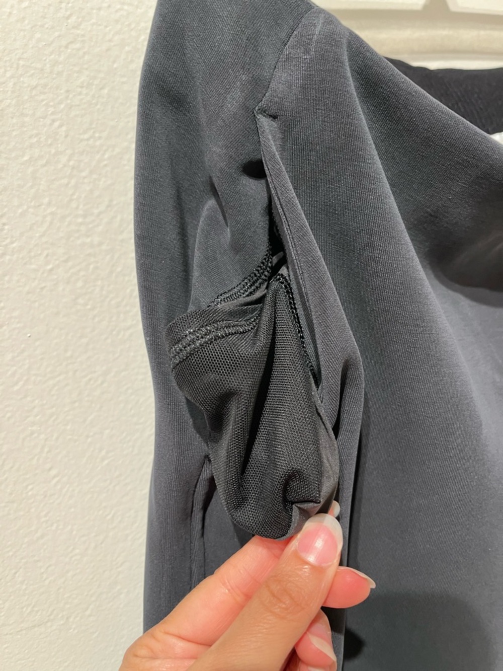 Lululemon Softstreme High-Rise Midi Skirt Charcoal Size 6 - Picture 8 of 10